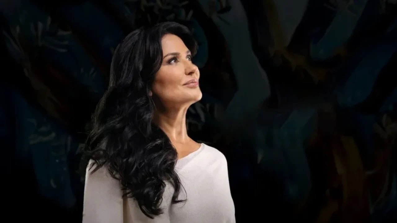 İclal Aydın Ama Değil, RAĞMEN Tiyatro Oyunu