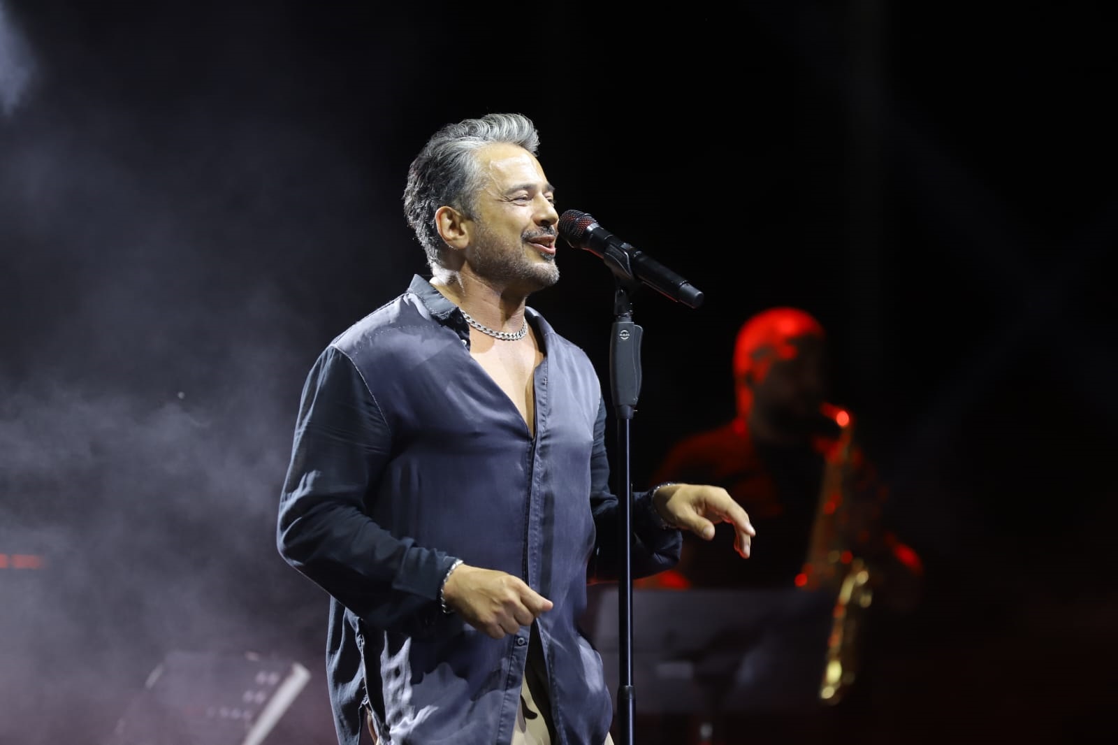 Emre Altuğ Konseri
