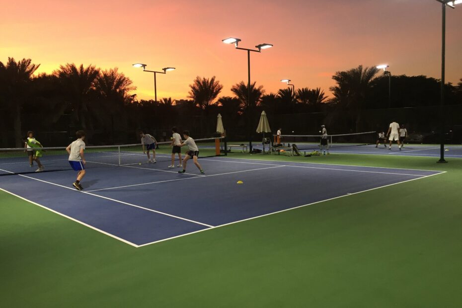 gatik tenis kortları